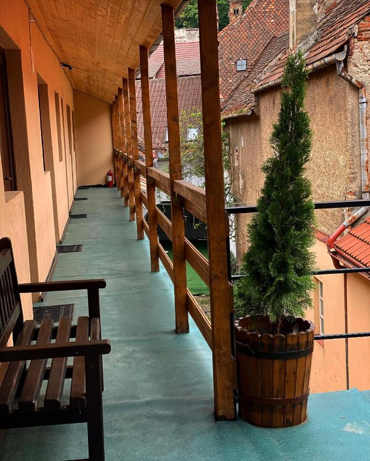 Ullysses Guest House ブラショフ エクステリア 写真